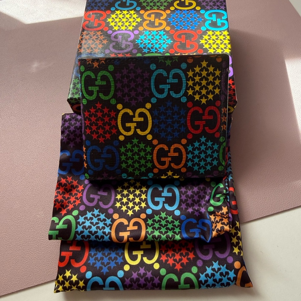 Gucci Multicolor GG Star Canvas Wallet - Black Background